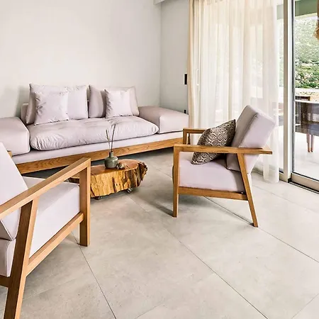 Ieros فيلة Ratzaklíon